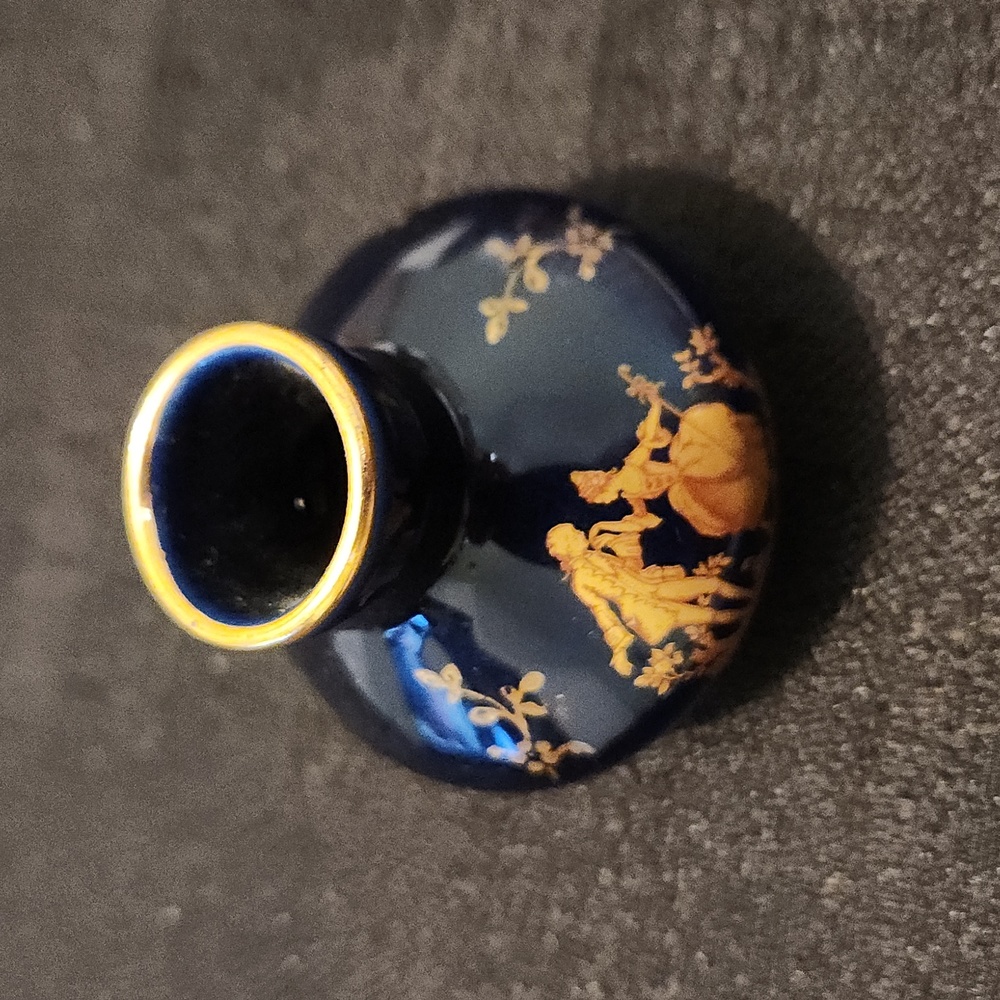 VINTAGE LIMOGES COBALT BLUE "THE COURTSHIP" MINIATURE VASE. "6" - Picture 2 of 5